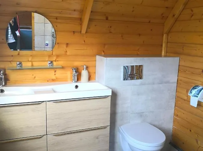 Bałtyckie 2 Km Do Plaży Domek letniskowy *